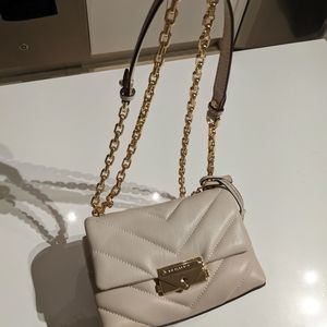 Michael Kors Quilted Convertible/mini Shoulder bag ivory/beige Cece